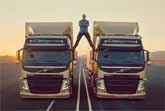 Jean-Claude Van Damme And 2 Volvo Trucks - Epic Split